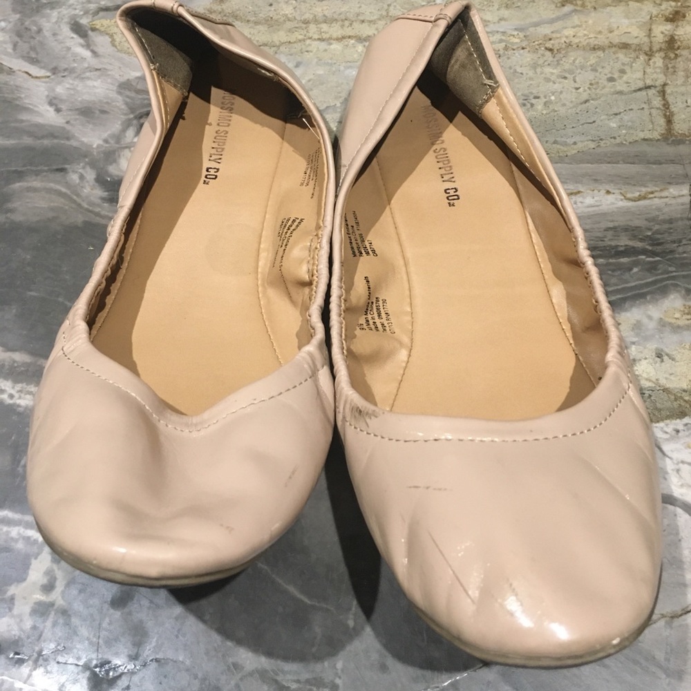 Tan/pale pink ballet flats